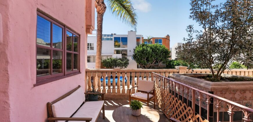6220 Pacific Ave. #102