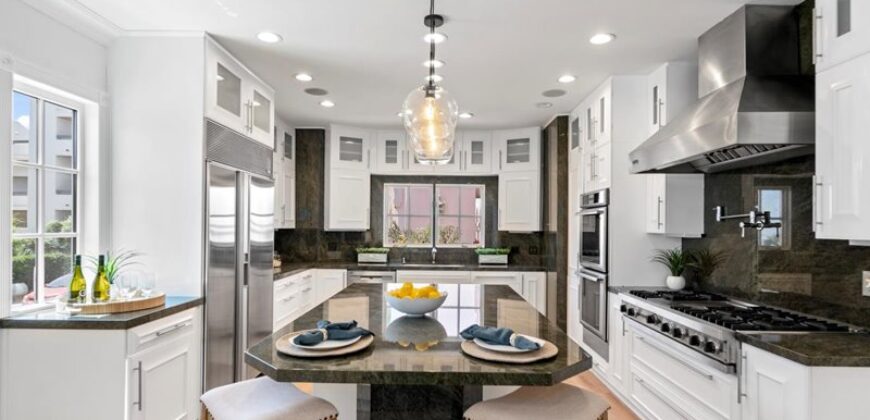 6220 Pacific Ave. #102