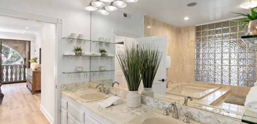 6220 Pacific Ave. #102
