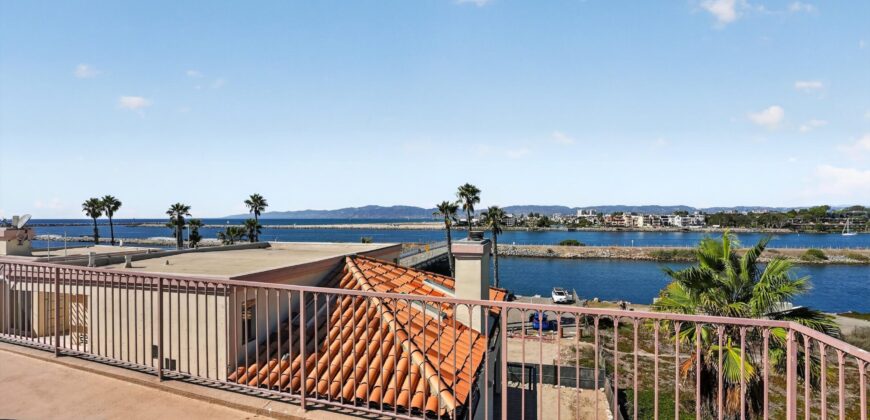 6220 Pacific Ave. #102