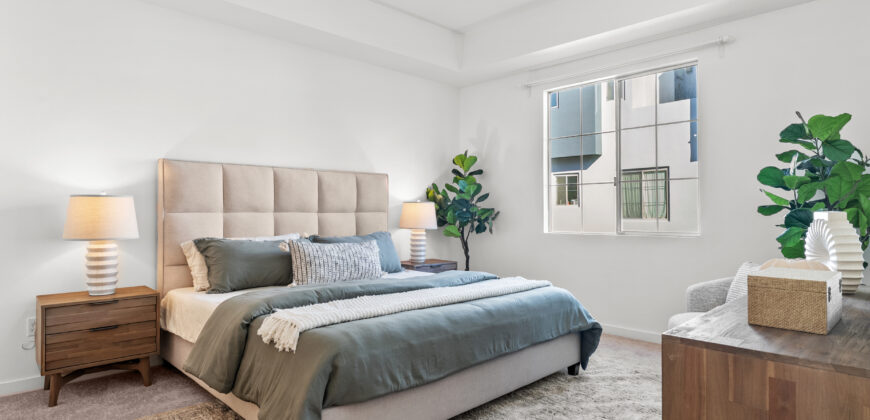 5350 Playa Vista Dr. #14