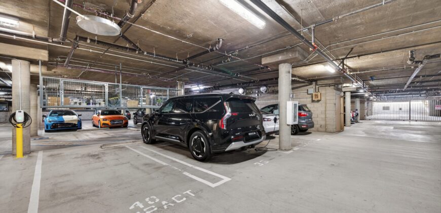 5935 Playa Vista Dr. #408