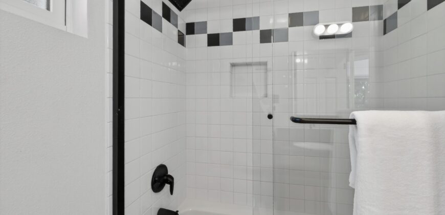 1515 Rendall Pl.