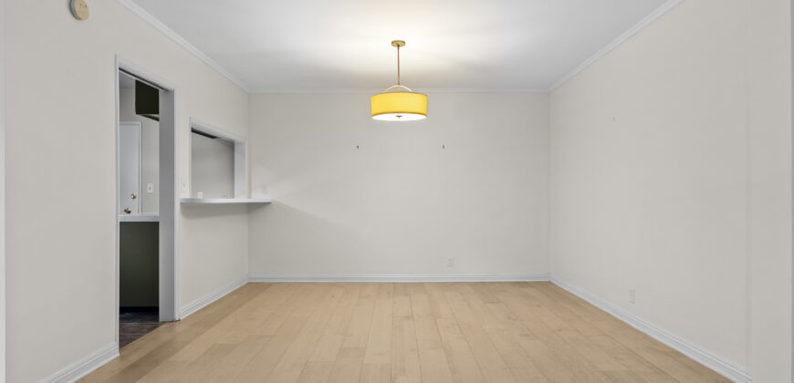 7309 Franklin Ave. #306