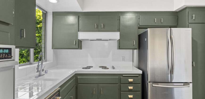 7309 Franklin Ave. #306
