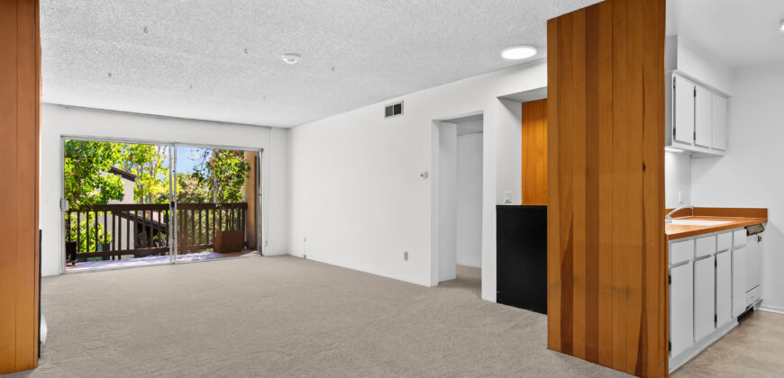 8207 Raintree Cir.